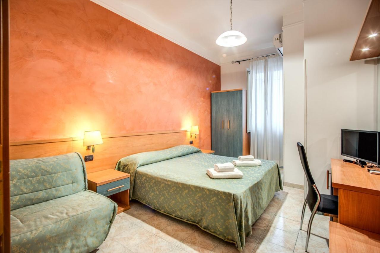 Hotel Millerose Rome Extérieur photo